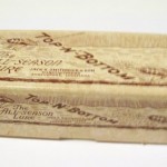 Top-N-Bottom Box. This was the first box used by Jack Smithwick. He used this box for all the lures. I believe they were in use from 1947 - 1950 to 1952. This box is 1 1/4" high x 4 1/2" long.