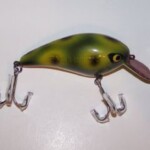 A-2000 LOBO
The LOBO comes in two sizes. This is the smaller size. It is the 1/2 oz. It is in color # 27 Frog.